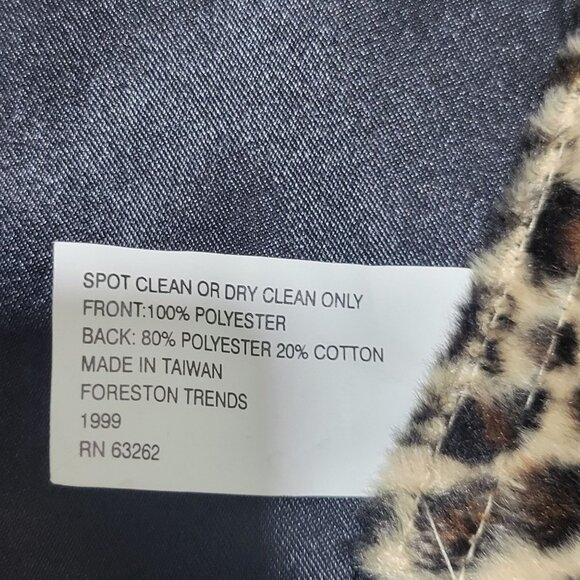 Linens N Things Jaguar Placemat Set of 2 - Picture 5 of 11